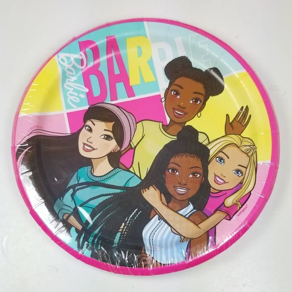 Barbie party set for 16 includes small and large plates, banner and goodie bags
